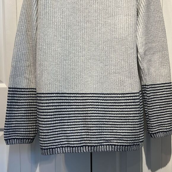 Rachel Zoe‎ Grey/Navy Crewneck Sweater Size Large - Picture 8 of 9